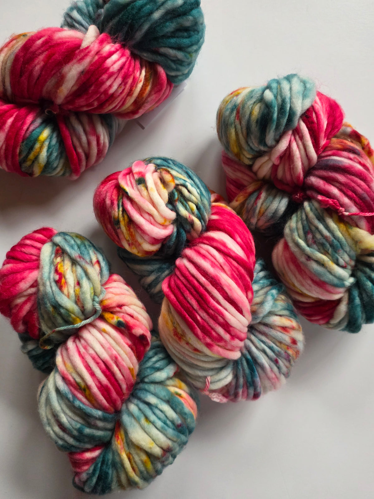 Danni's Designs Crafts | Super Bulky | Mistletoe