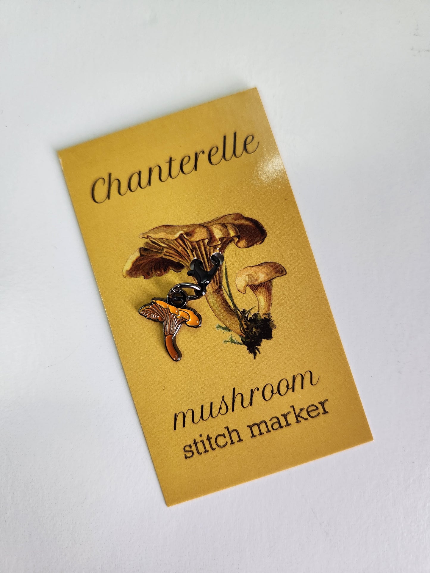 Chanterelle Mushroom Stitch Marker, Removable (Single Stitch Marker)