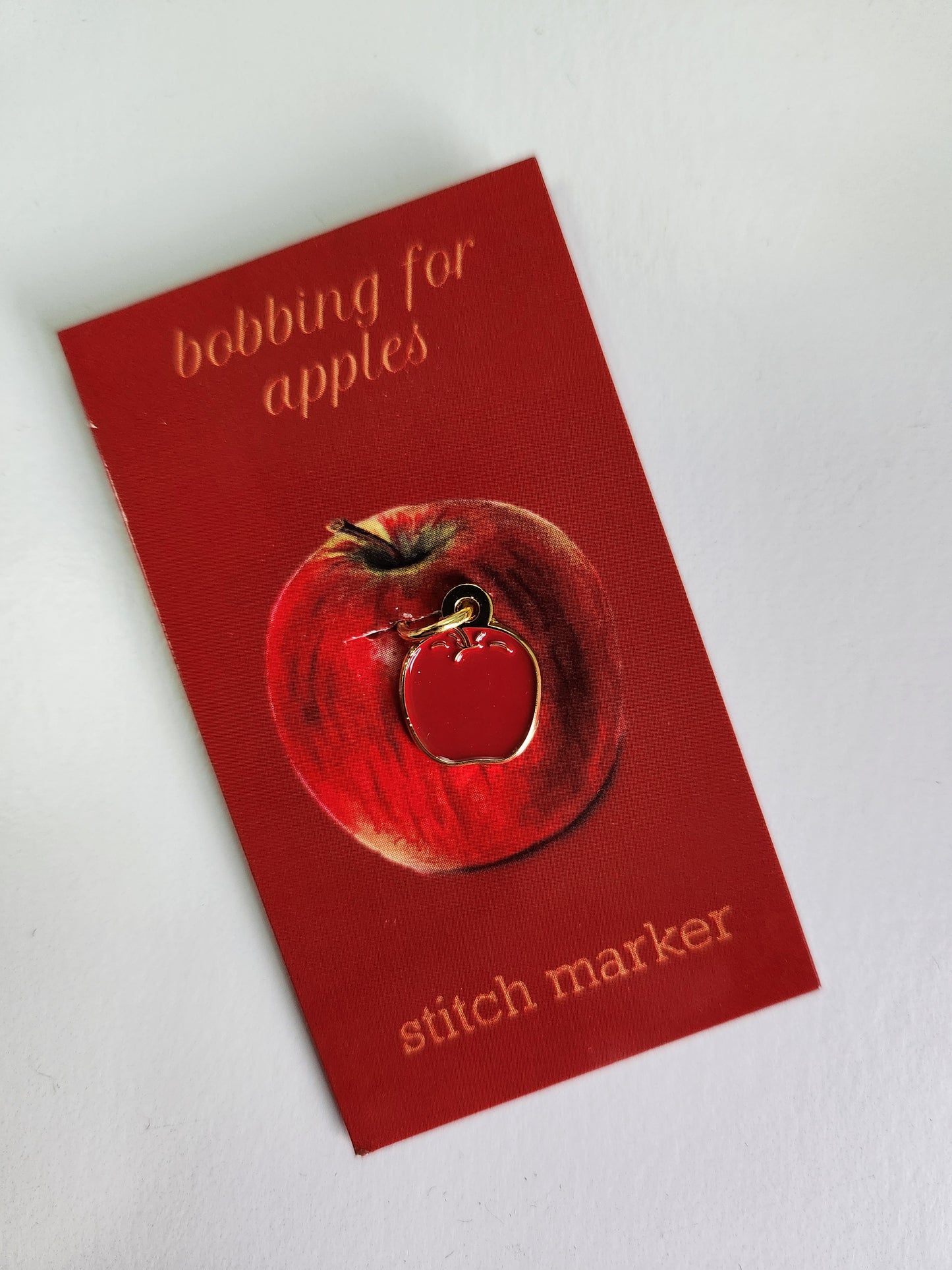 Round Apple Stitch Marker (Single Stitch Marker)