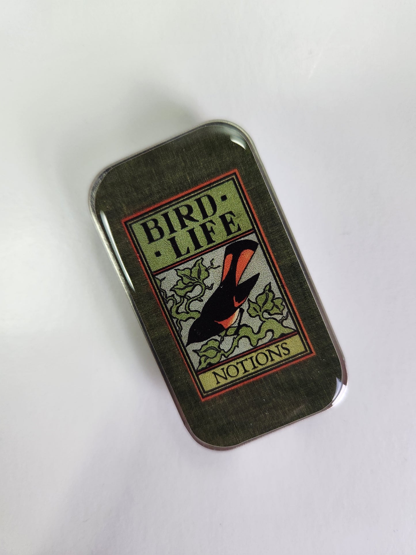 Small Bird Life Notions Tin