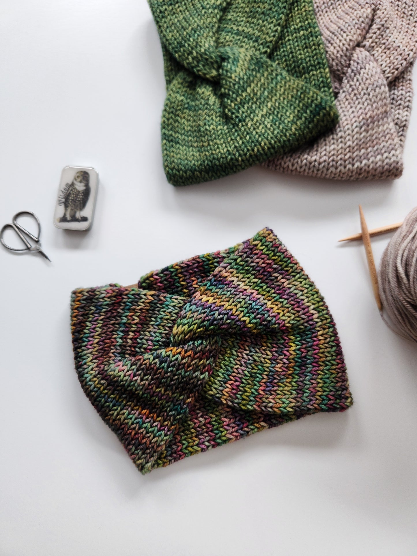 Simple Twisted Headband Knitting Pattern