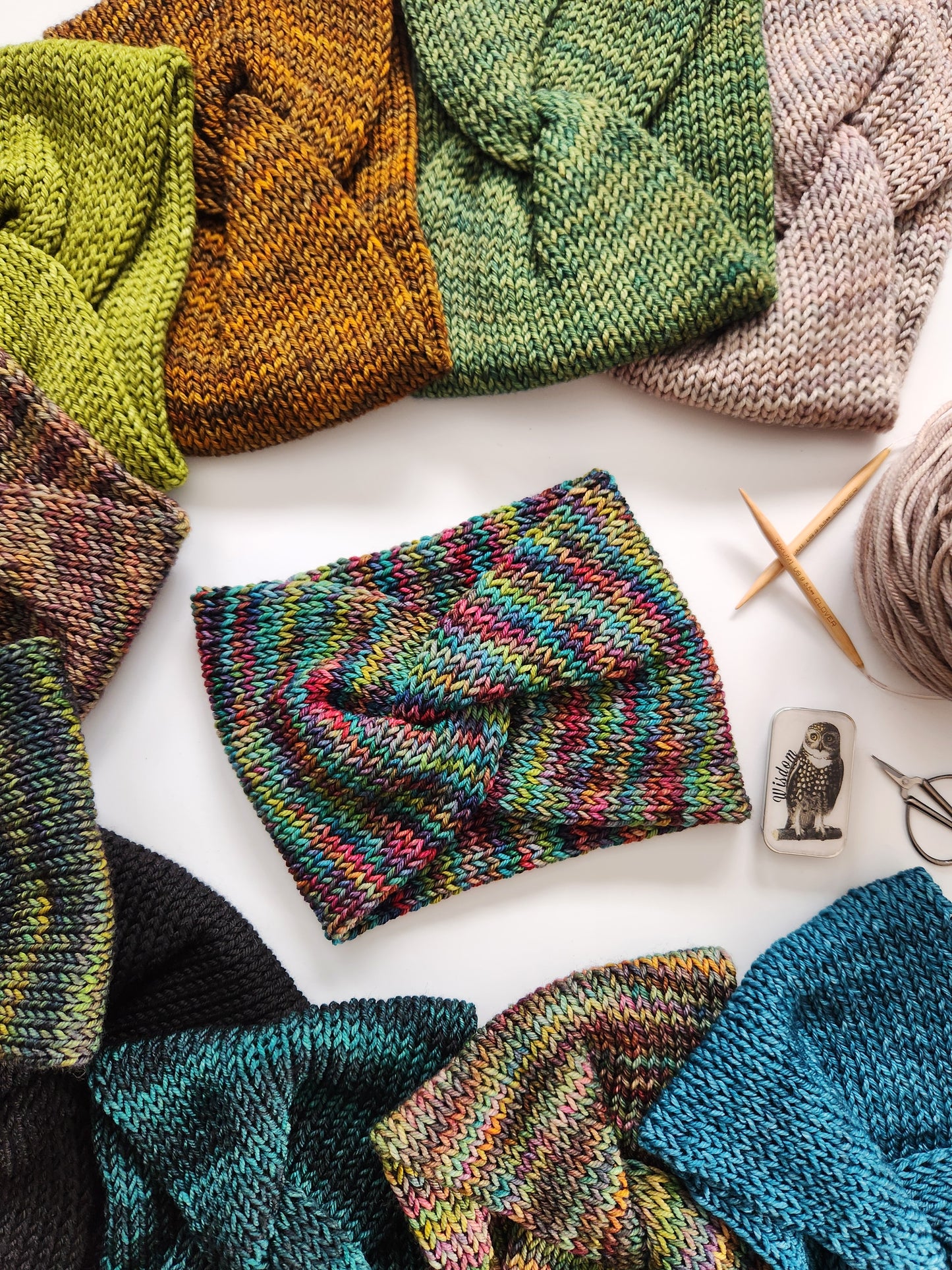 Simple Twisted Headband Knitting Pattern