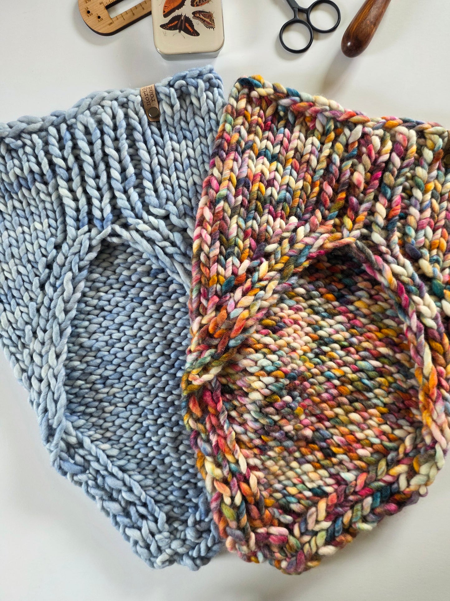 Cedar Bandana Cowl Knitting Pattern