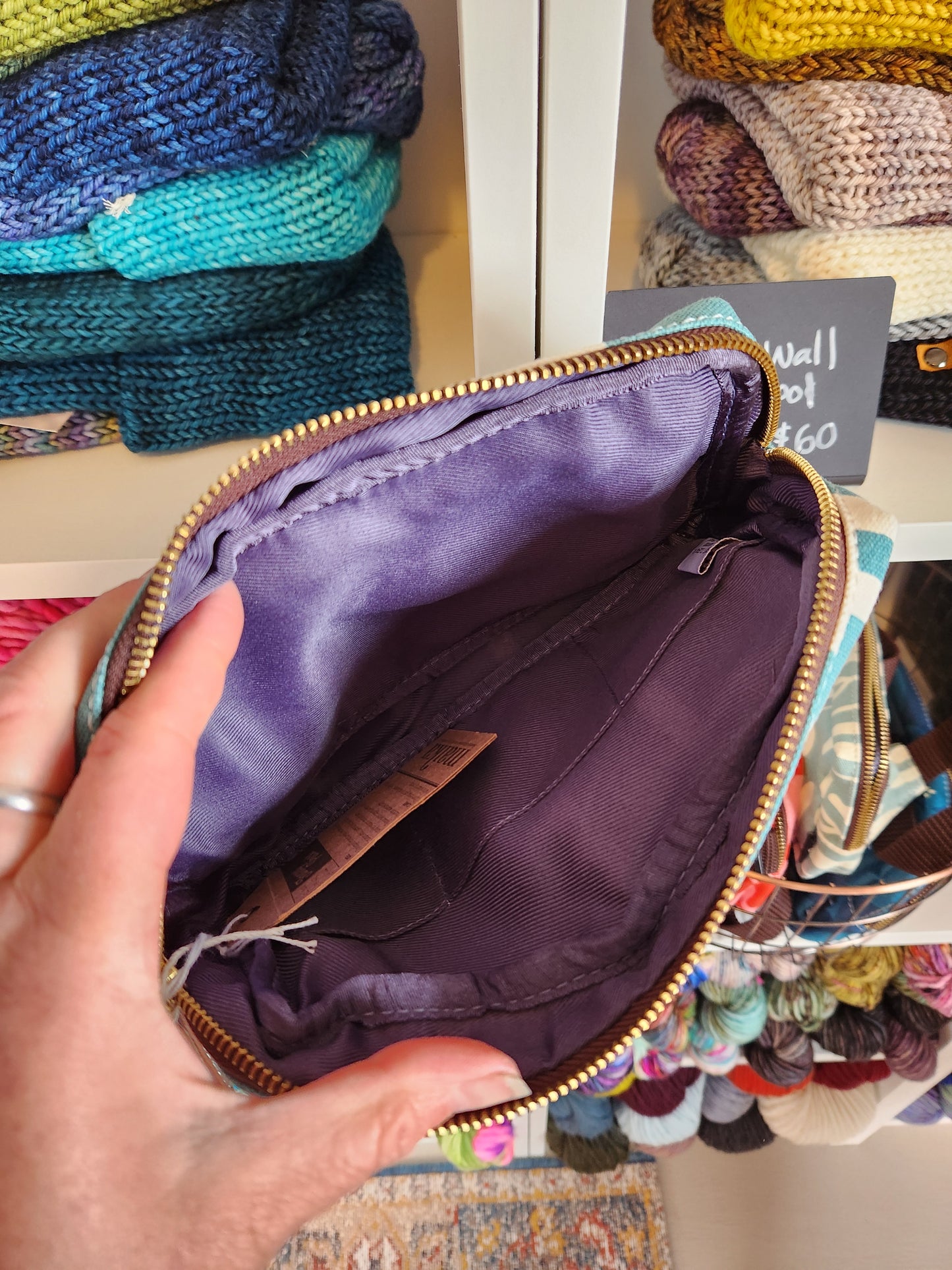 Fanny Pack, Malibu