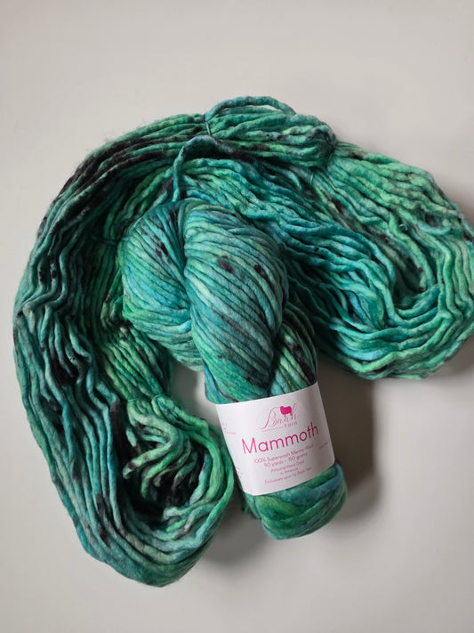 Baah Yarn | Mammoth | Hide and Sea-k