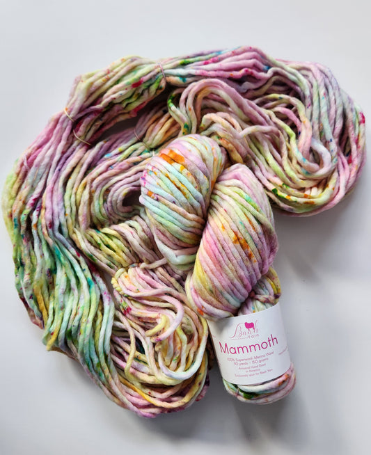 Baah Yarn | Mammoth | Dress To Impress