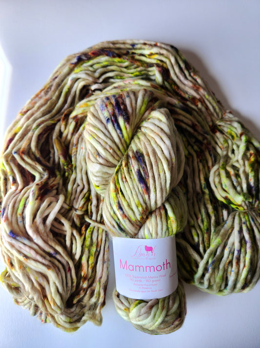 Baah Yarn | Mammoth | August '23