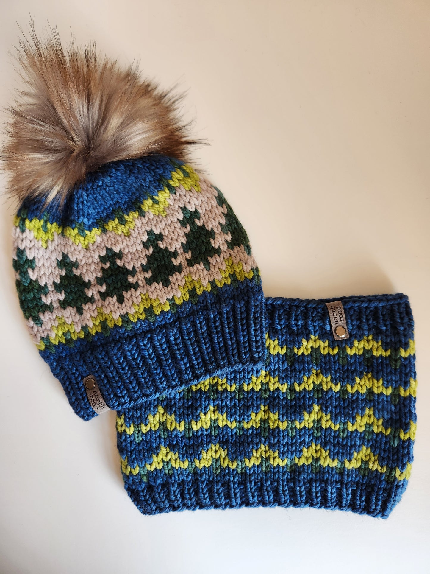 Merino Wool Pom Hat and Cowl Set