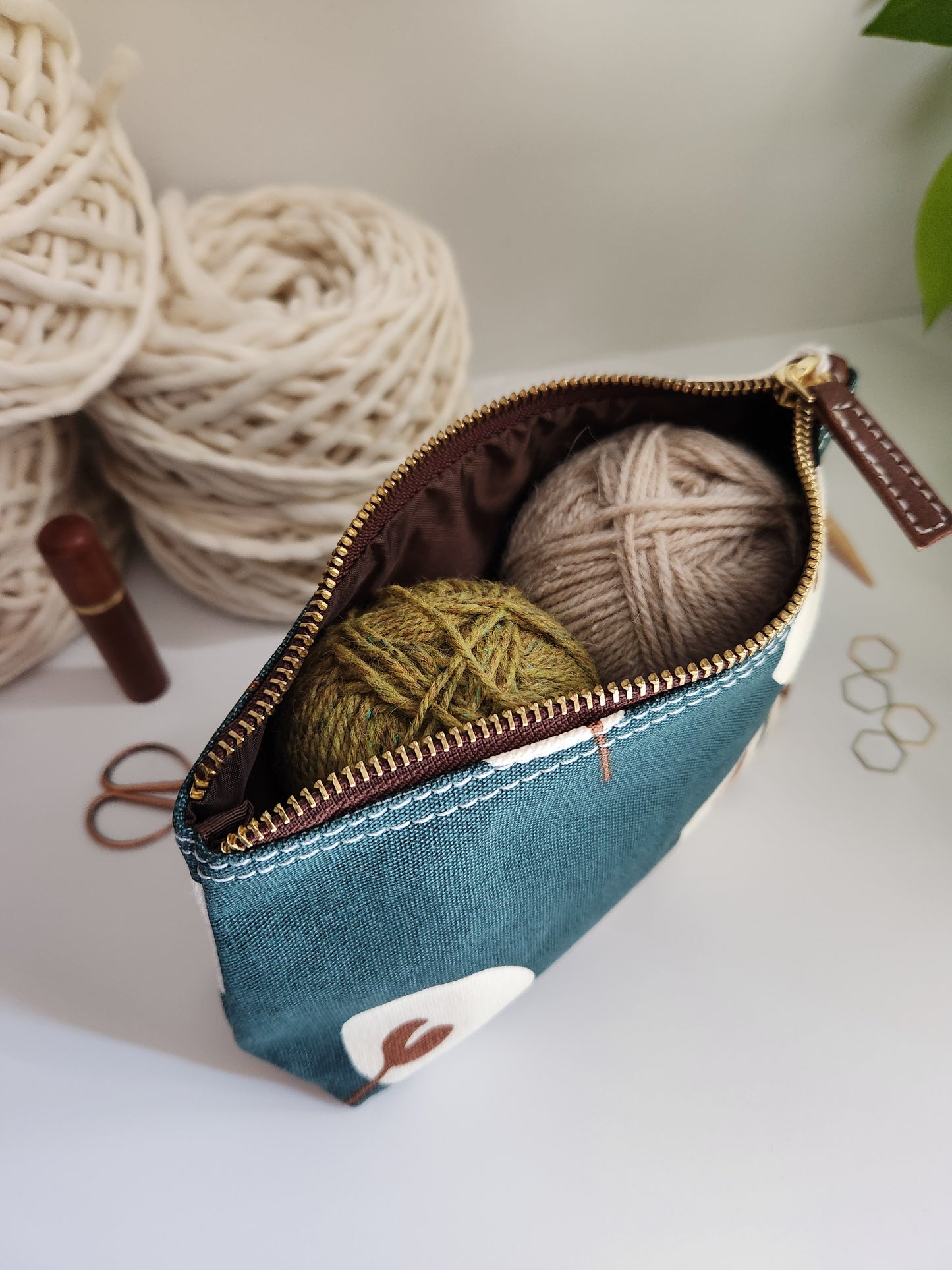 Knitting Project Bag, Medium Zipper Pouch, Tansy