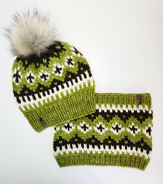 Merino Wool Pom Hat and Cowl Set