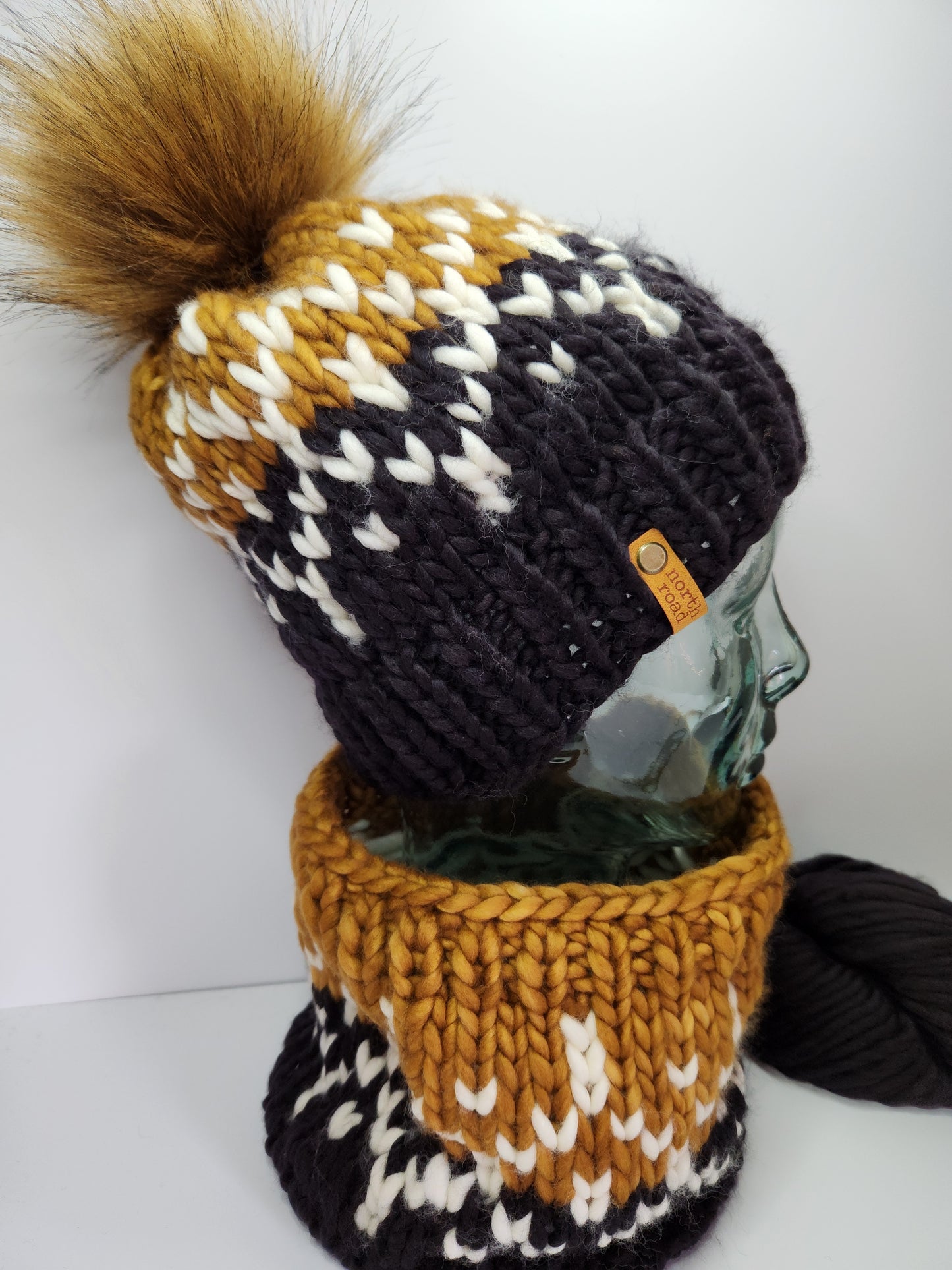 Merino Wool Pom Hat and Cowl Set