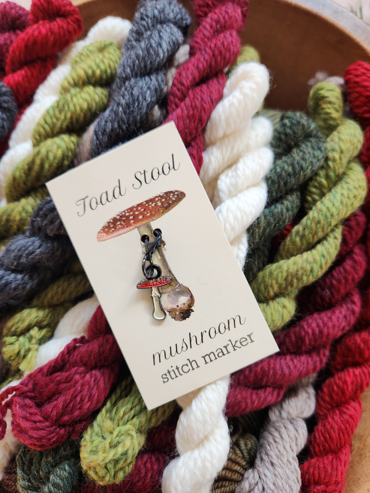 Toadstool Mushroom Stitch Marker, Removable (Single Stitch Marker)