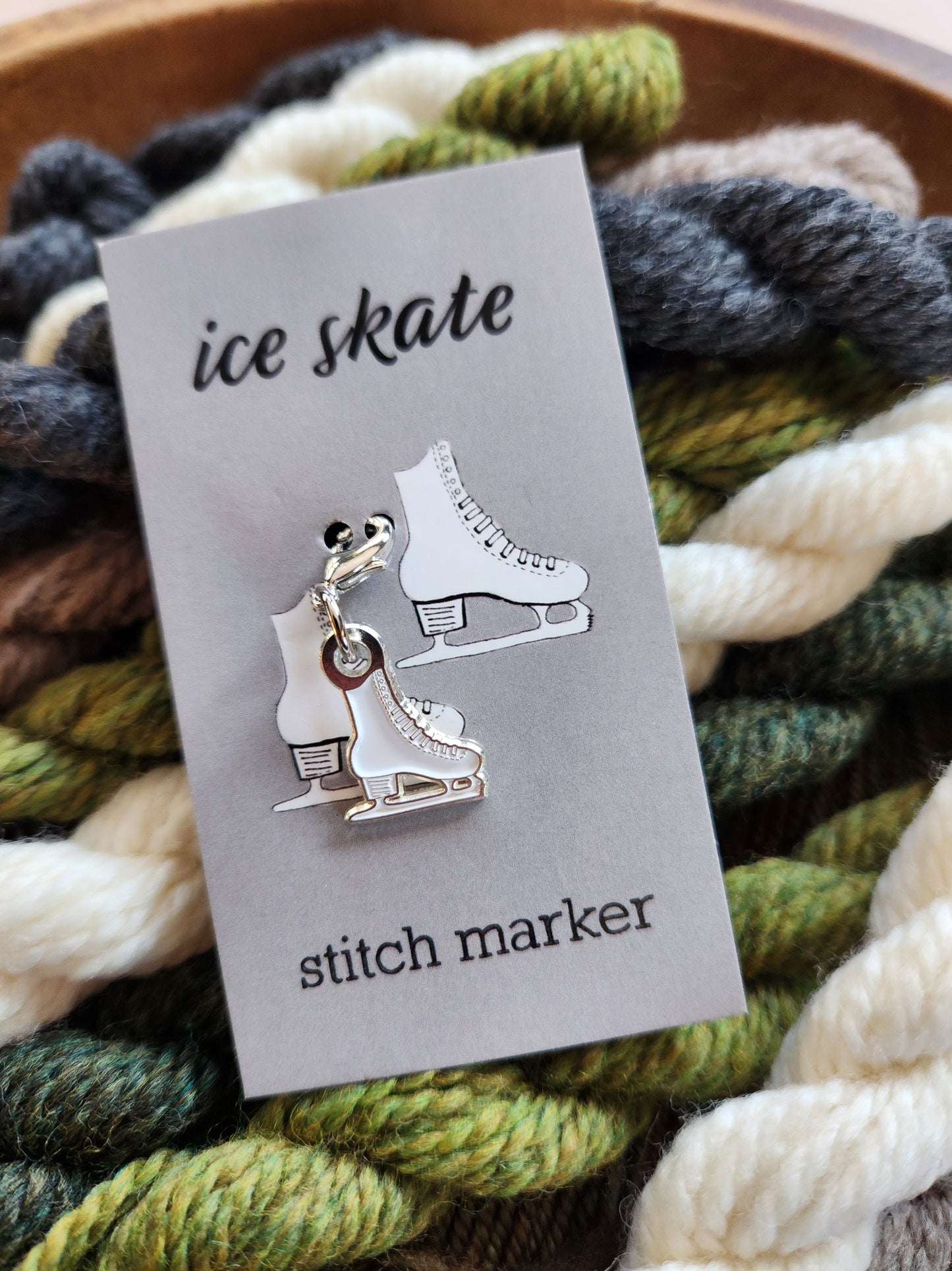 Removable Ice Skate Stitch Marker (Single Stitch Marker)