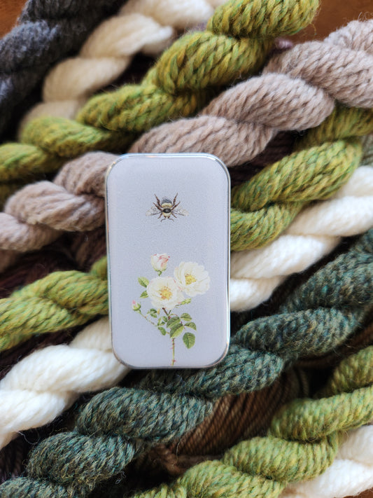 Small Bee And Rose Notions Tin