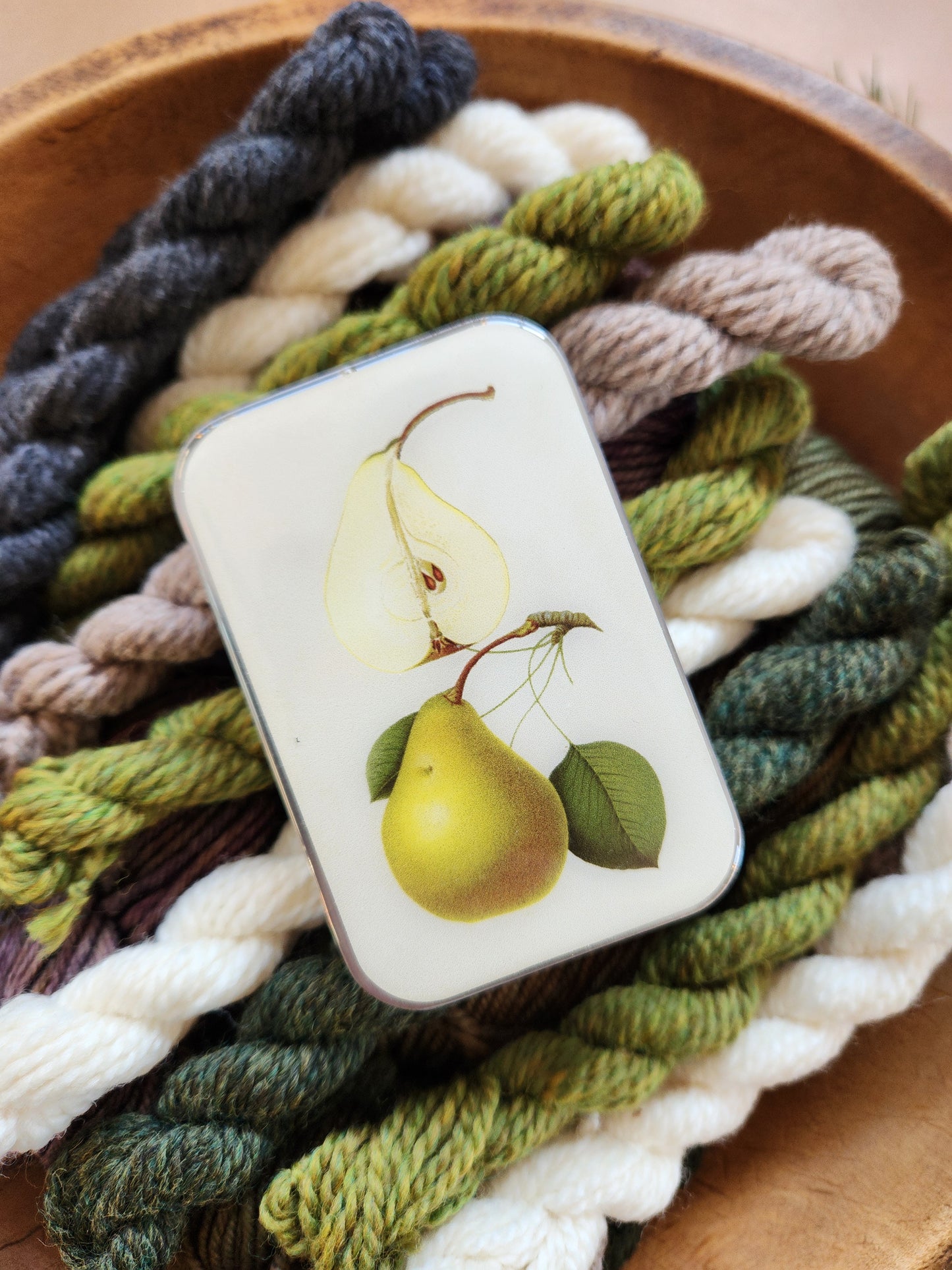 Large Botanical Pear Notions Tin