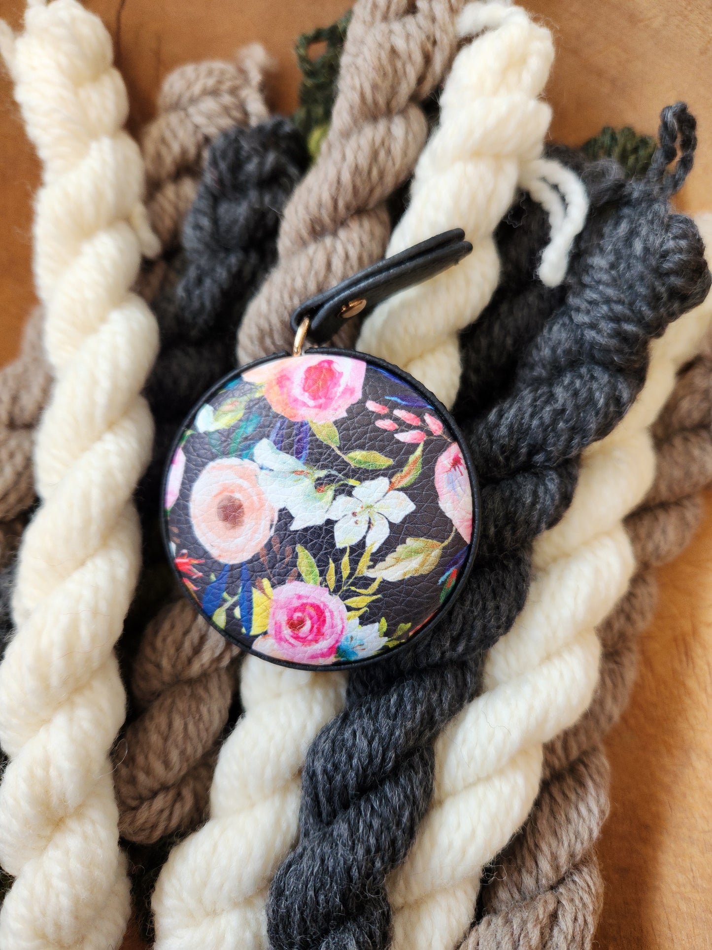 Monarque Retractable Tape Measure | Floral on Black