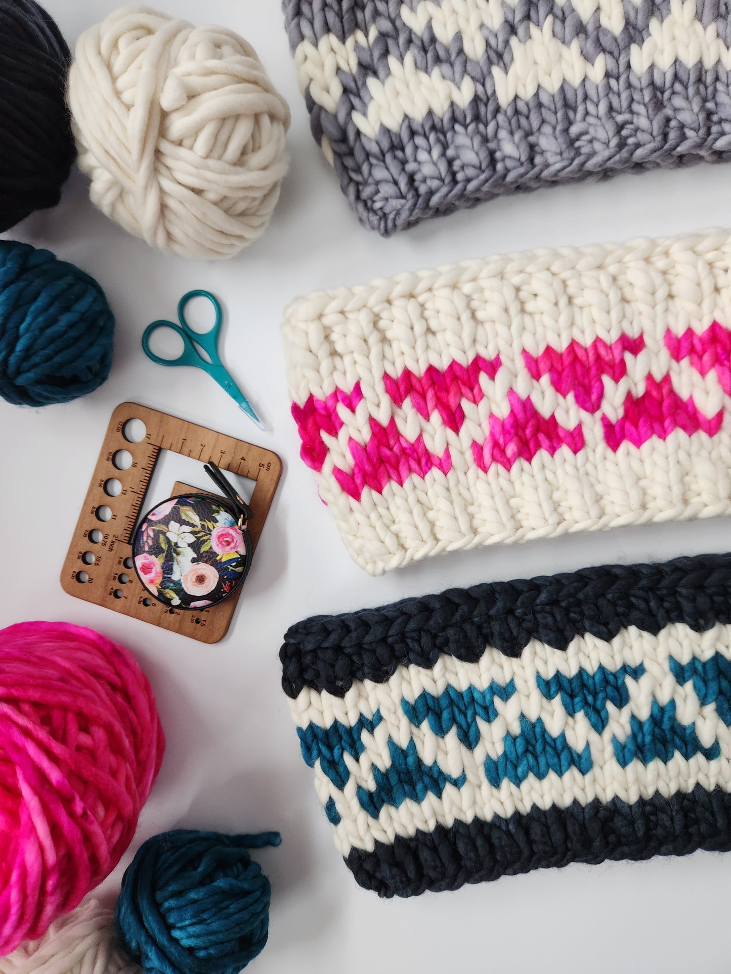 Tensegrity Headband Knitting Pattern