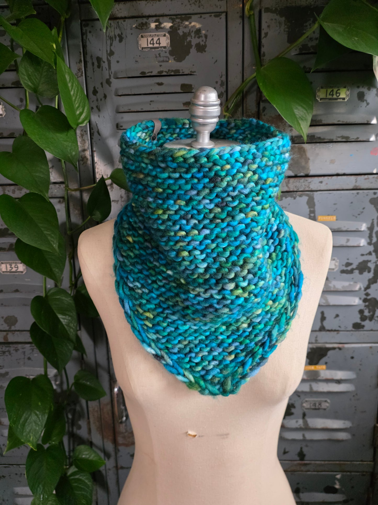 Pebble Beach Bandana Cowl Knitting Pattern