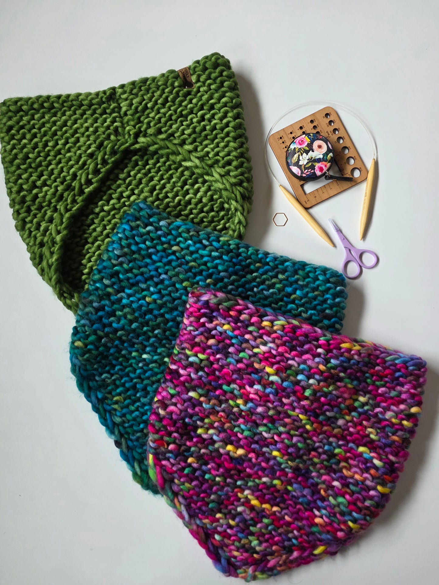 Pebble Beach Bandana Cowl Knitting Pattern