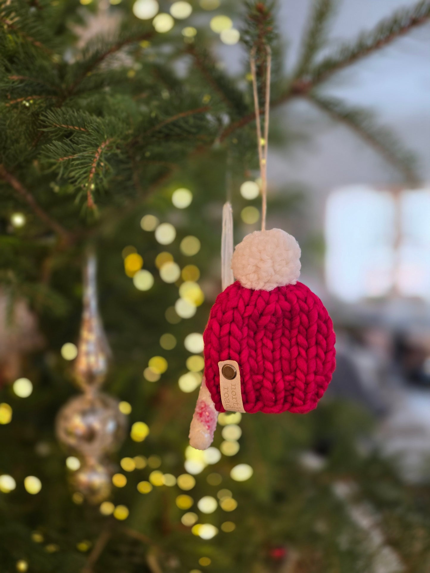 Quick Little Hats Knitting Pattern