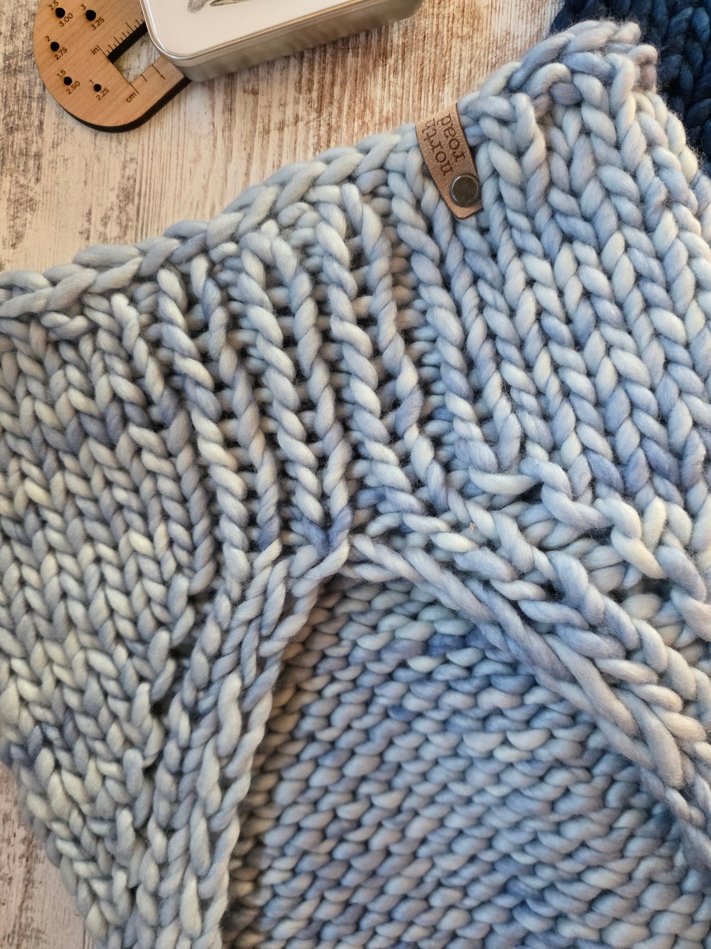 Cedar Bandana Cowl Knitting Pattern