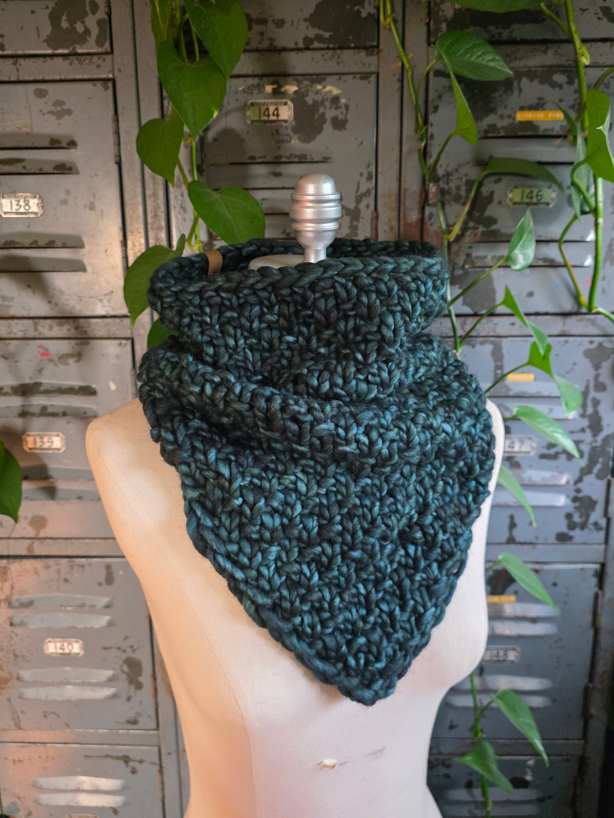 Pinecone Bandana Cowl Knitting Pattern