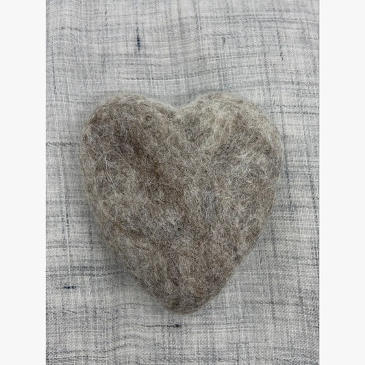 Felt Hearts | Beige