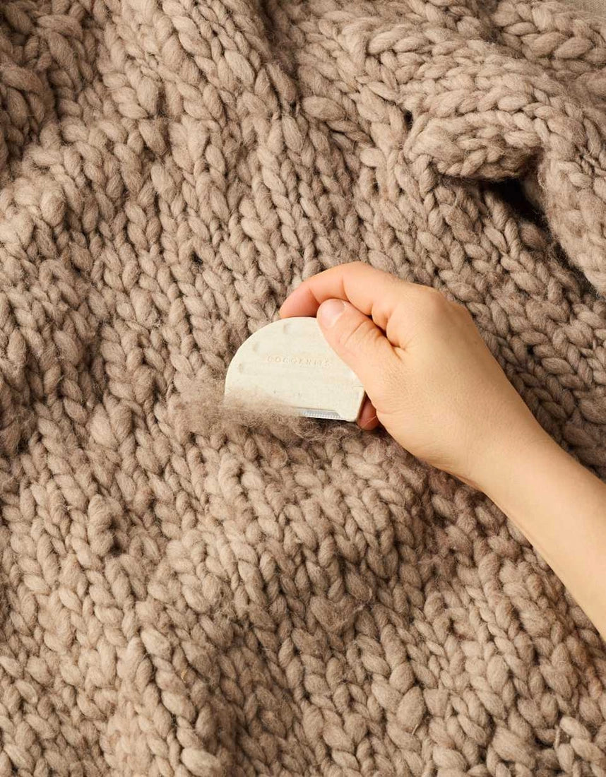 Cocoknits Fuzz Off Comb II