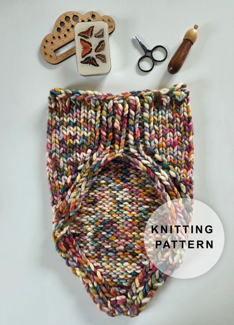 Cedar Bandana Cowl Knitting Pattern
