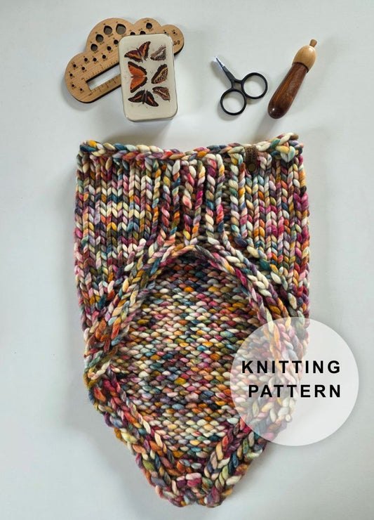 Cedar Bandana Cowl Knitting Pattern