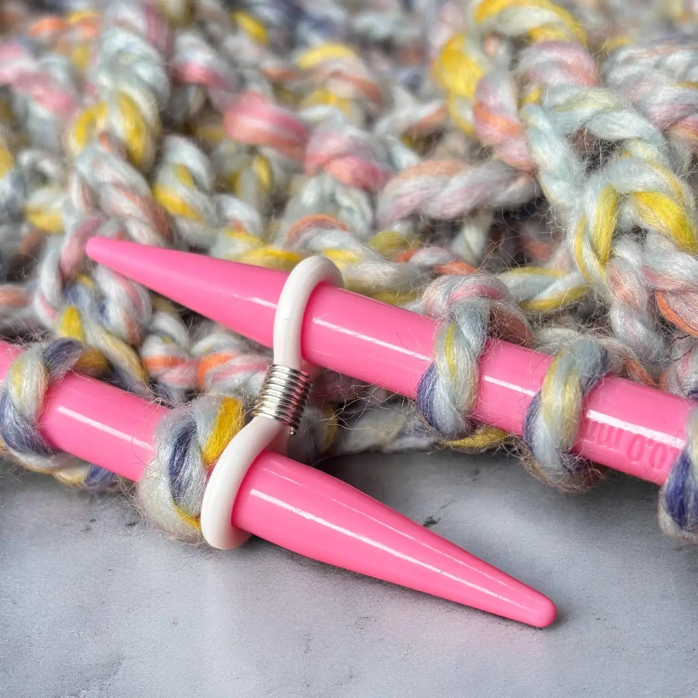 Large Needle Huggers Stitch Stoppers for Knitting Needles