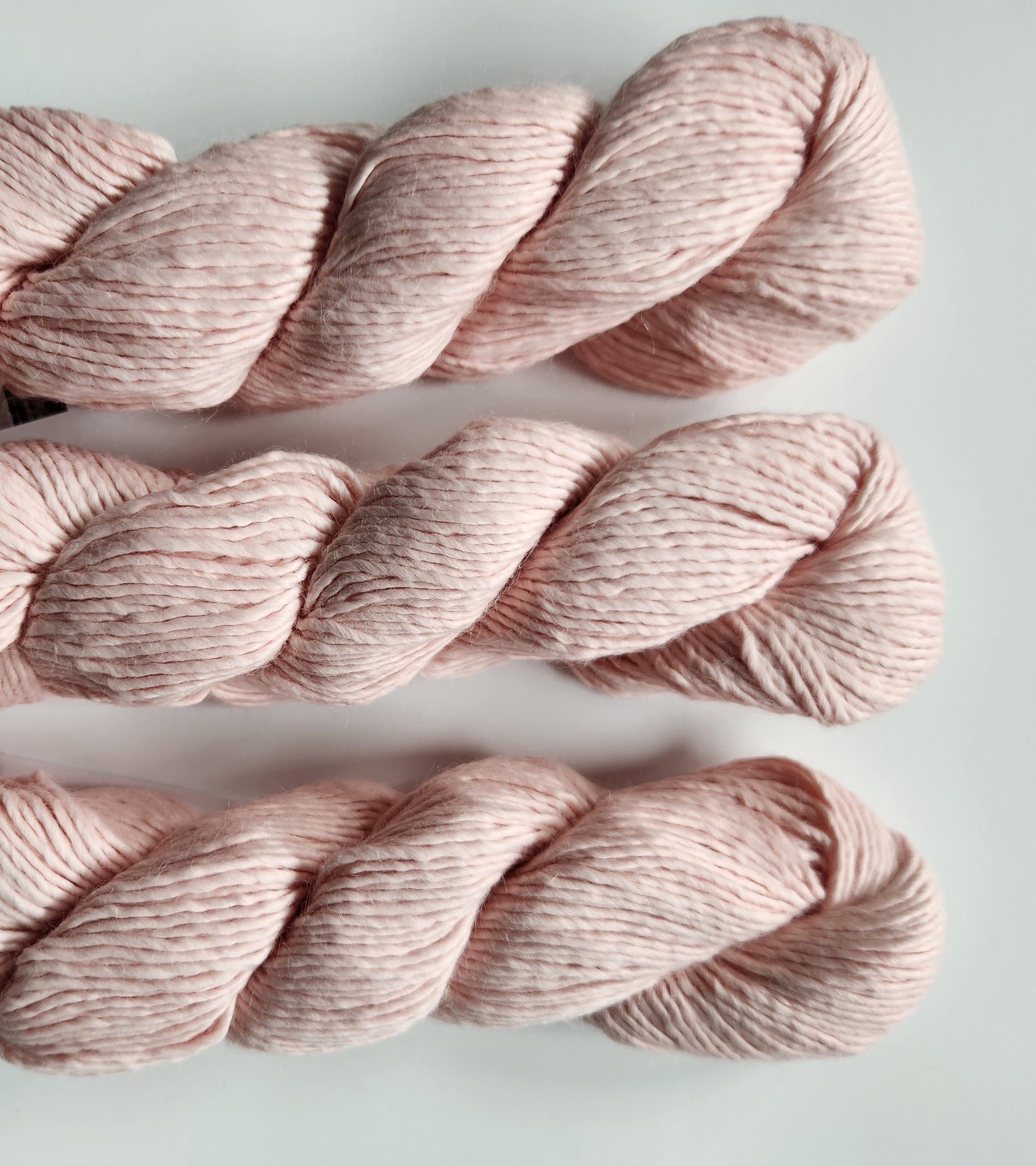 Blue Sky Fibers | Suri Merino | No. 412 | Dawn | North Road Knits | Baby Suri Alpaca | Alpaca | Merino | Merino Wool | Worsted | Soft | Squishy | Plush | Smooth | Single Ply 