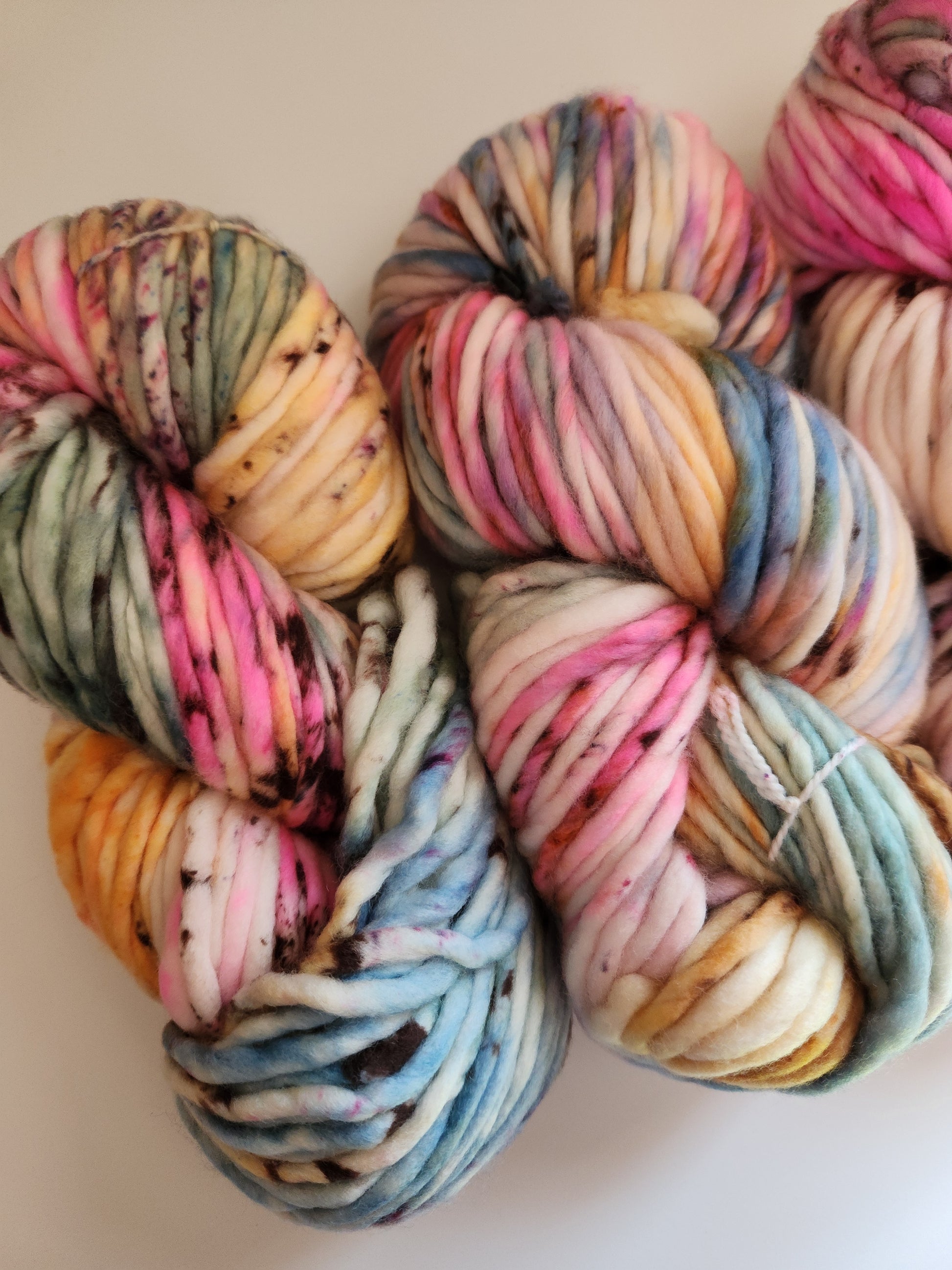 Honey and Clover | Super Bulky | It's (Not So) Fall Y'all! | North Road Knits | Hand Dyed | Merino Wool | Super Bulky Yarn | 100% Superwash Merino Wool 