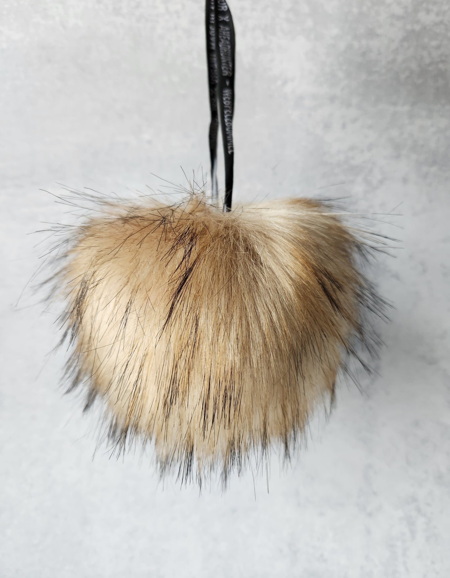 Lovafur Premium Raccoon Faux Fur Pom-Pom | Peanut