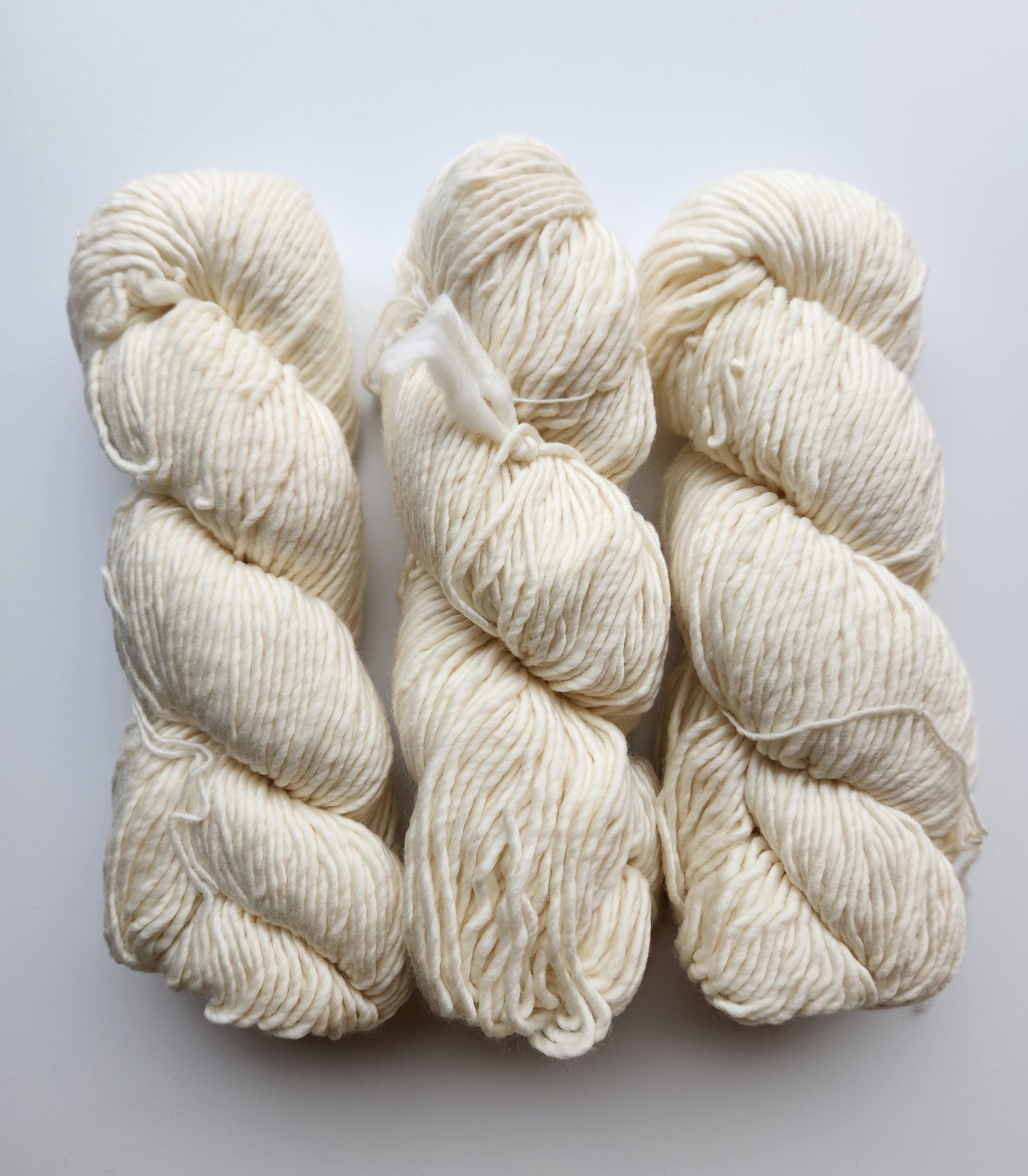 Malabrigo | Mecha | Natural | North Road Knits | Hand Dyed | Merino Wool | Bulky Yarn | Single Ply | 100% Superwash Merino Wool 