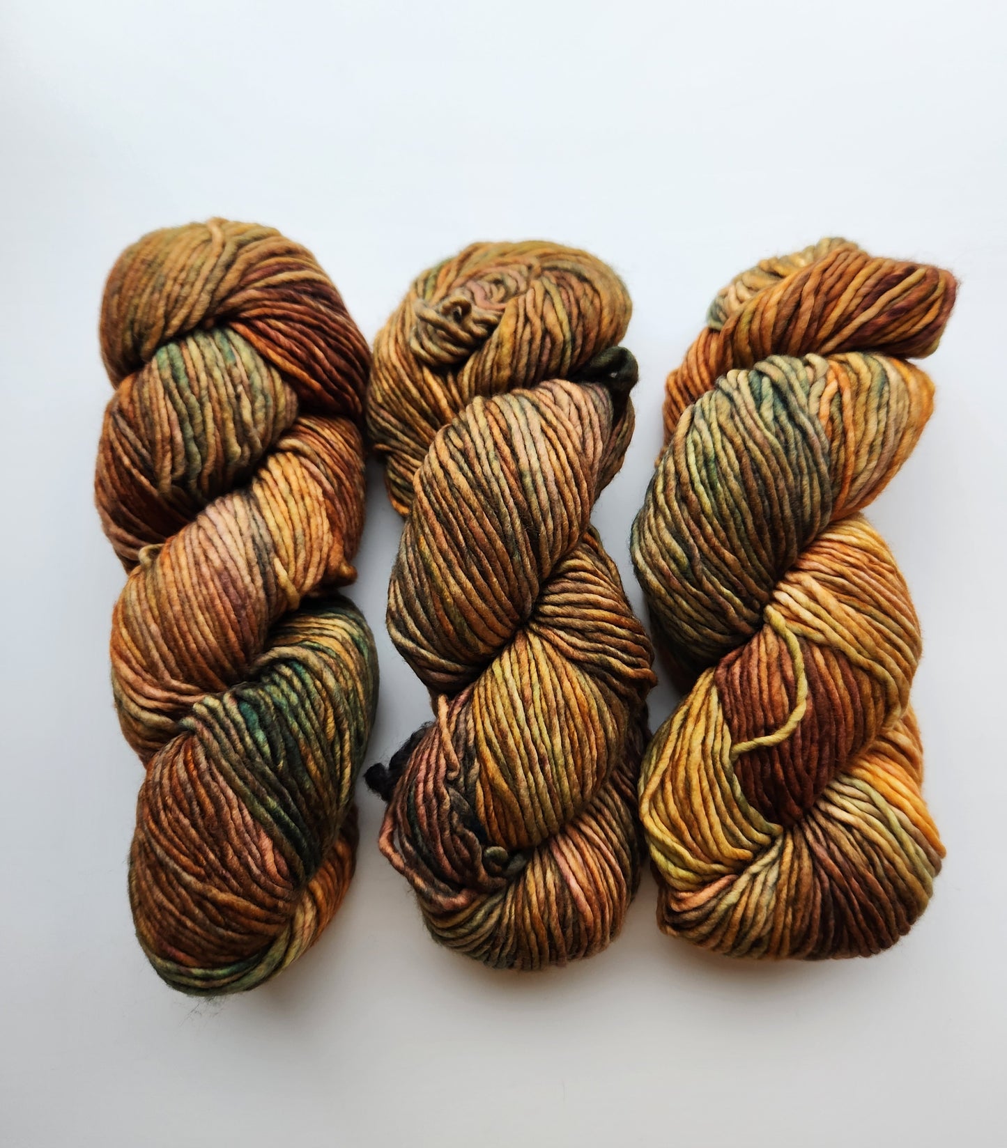 Malabrigo | Mecha | Tabacos | North Road Knits | Hand Dyed | Merino Wool | Bulky Yarn | Single Ply | 100% Superwash Merino Wool 