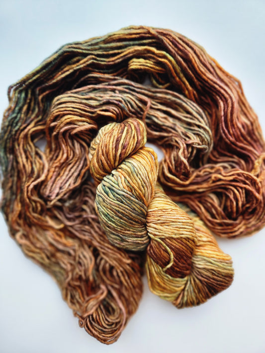 Malabrigo | Mecha | Tabacos | North Road Knits | Hand Dyed | Merino Wool | Bulky Yarn | Single Ply | 100% Superwash Merino Wool 