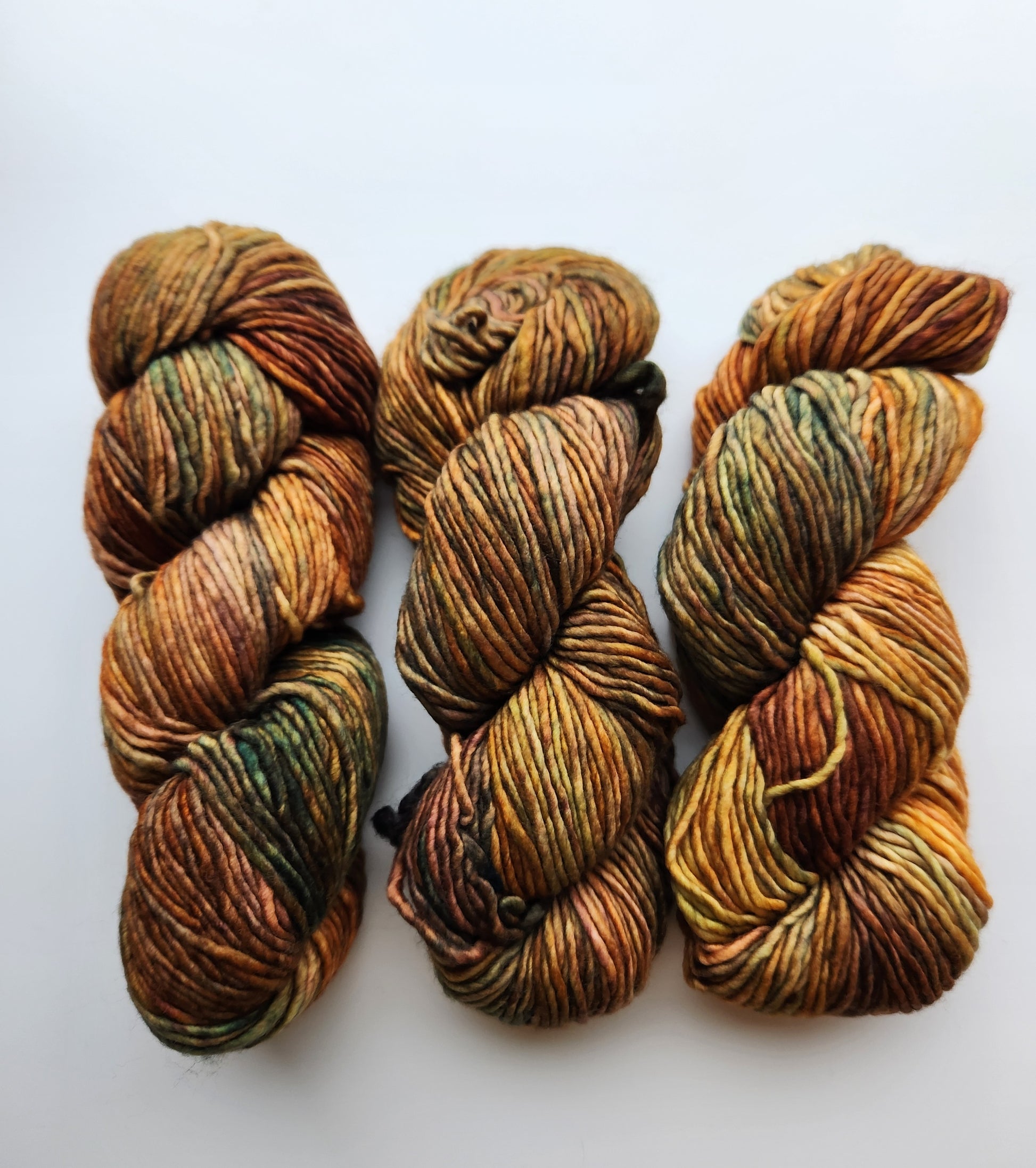 Malabrigo | Mecha | Tabacos | North Road Knits | Hand Dyed | Merino Wool | Bulky Yarn | Single Ply | 100% Superwash Merino Wool 