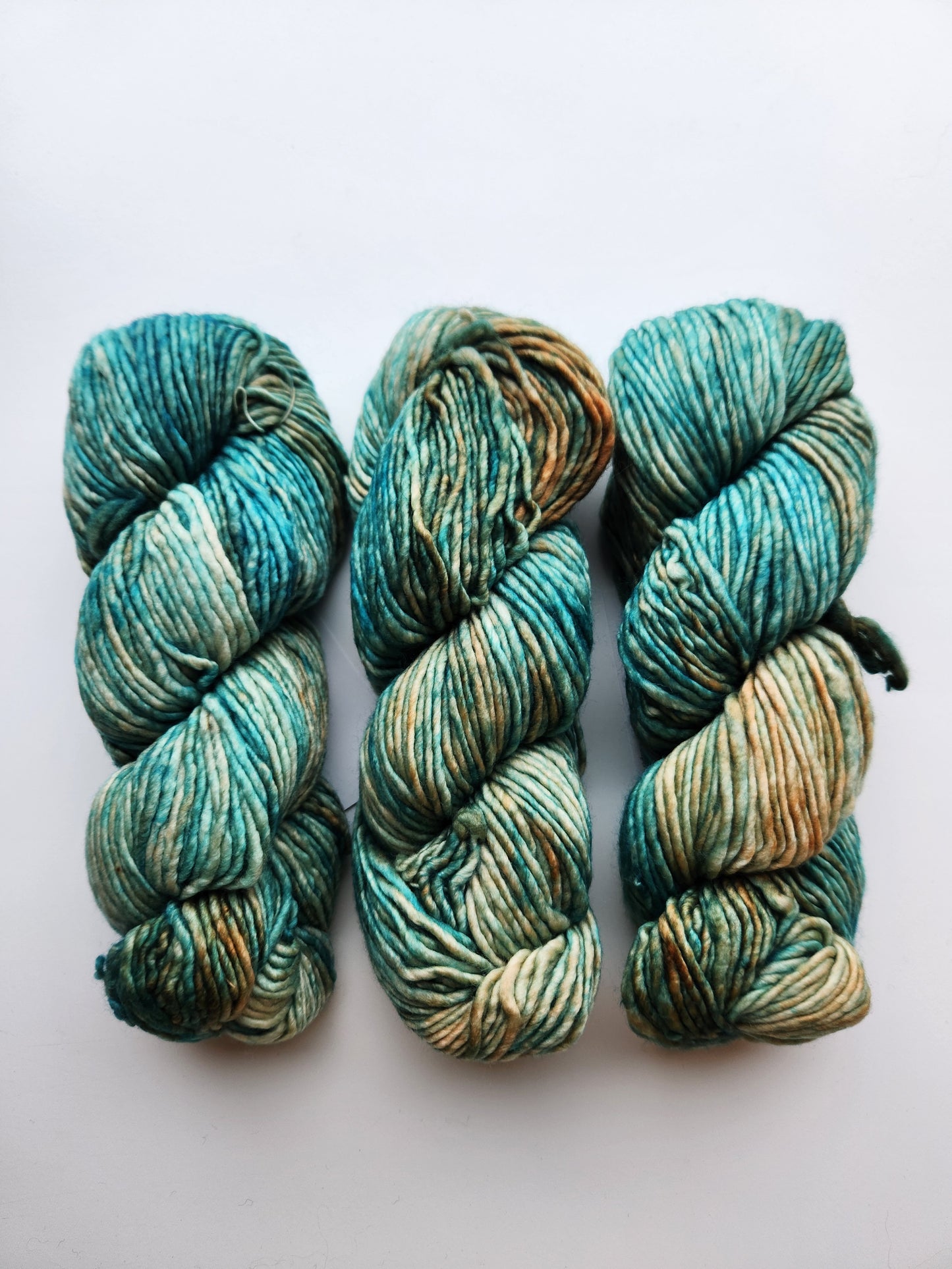 Malabrigo | Mecha | Taystee | North Road Knits | Hand Dyed | Merino Wool | Bulky Yarn | Single Ply | 100% Superwash Merino Wool 