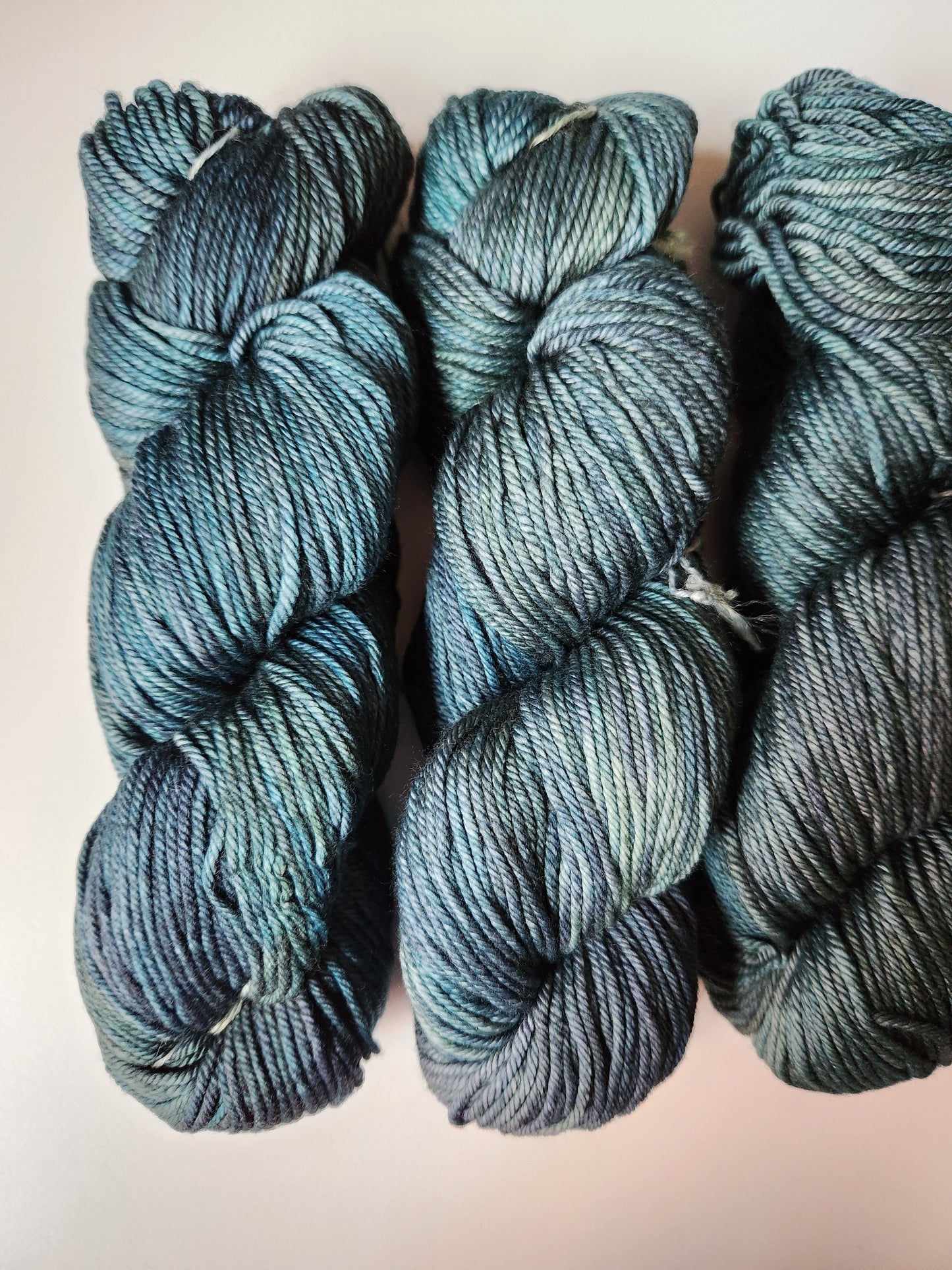 Malabrigo | Rios | Aguas | North Road Knits | Hand Dyed | Merino Wool | Worsted Yarn | Worsted | 100% Superwash Merino