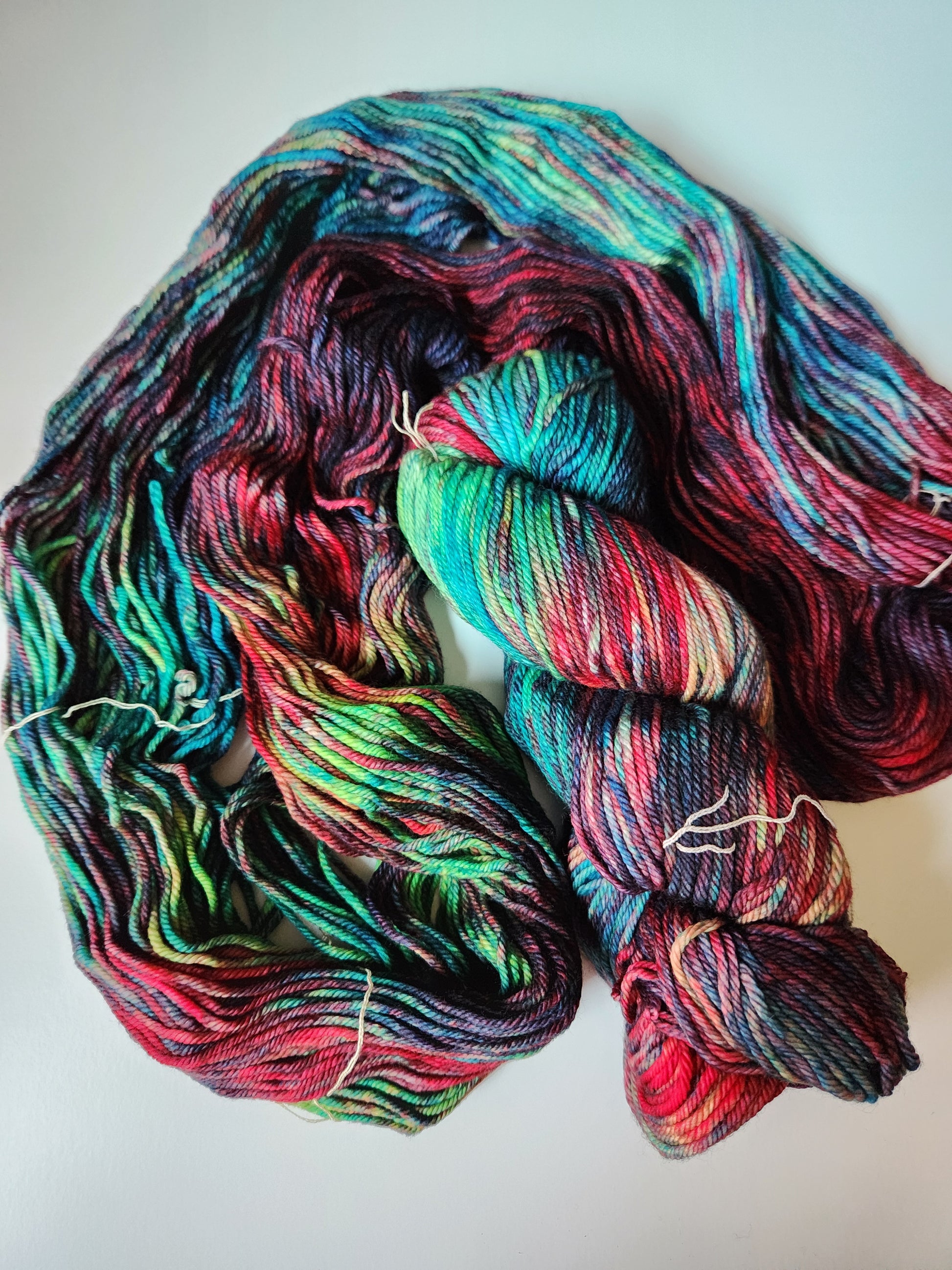 Malabrigo | Rios | Camaleon | North Road Knits | Hand Dyed | Merino Wool | Worsted Yarn | Worsted | 100% Superwash Merino