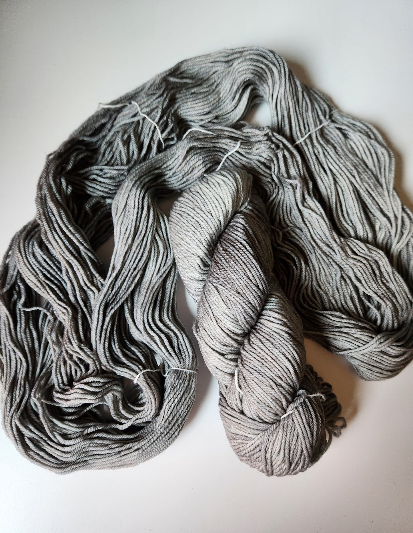 Malabrigo | Rios | Cape Cod Gray | North Road Knits | Hand Dyed | Merino Wool | Worsted |  Worsted Yarn | 100% Superwash Merino