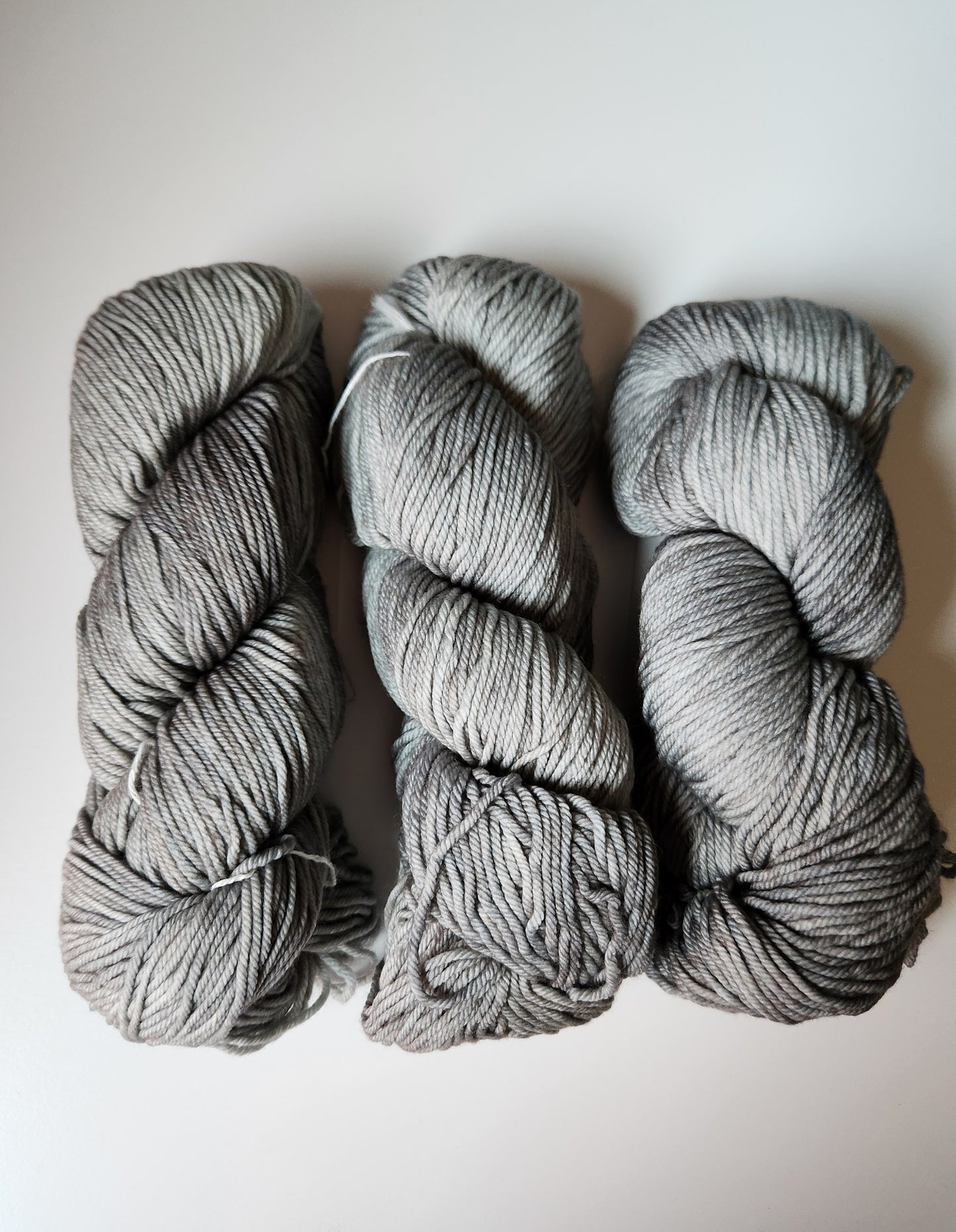Malabrigo | Rios | Cape Cod Gray | North Road Knits | Hand Dyed | Merino Wool | Worsted |  Worsted Yarn | 100% Superwash Merino
