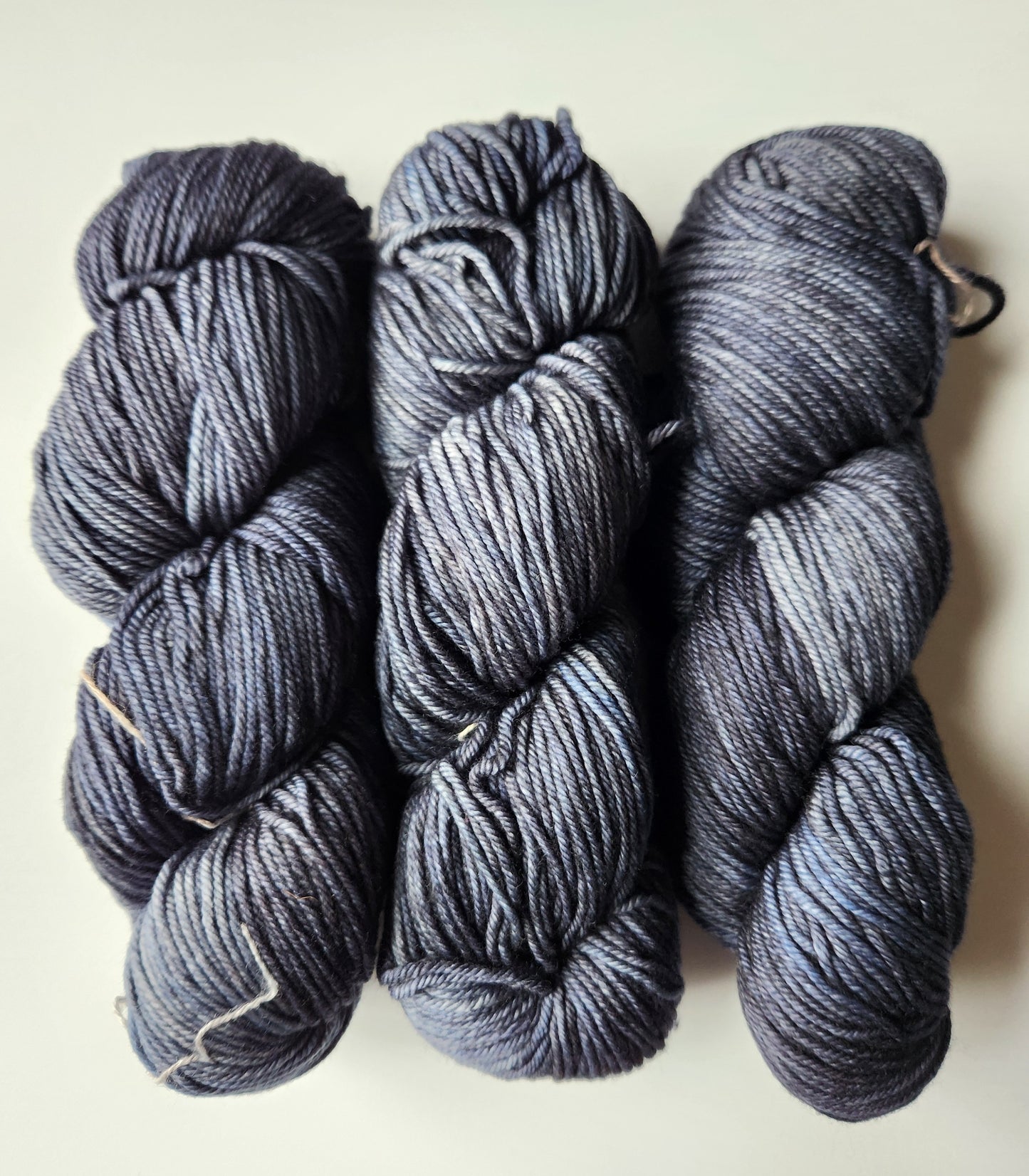 Malabrigo | Rios | Cirrus Gray | North Road Knits | Hand Dyed | Merino Wool | Worsted |  Worsted Yarn | 100% Superwash Merino