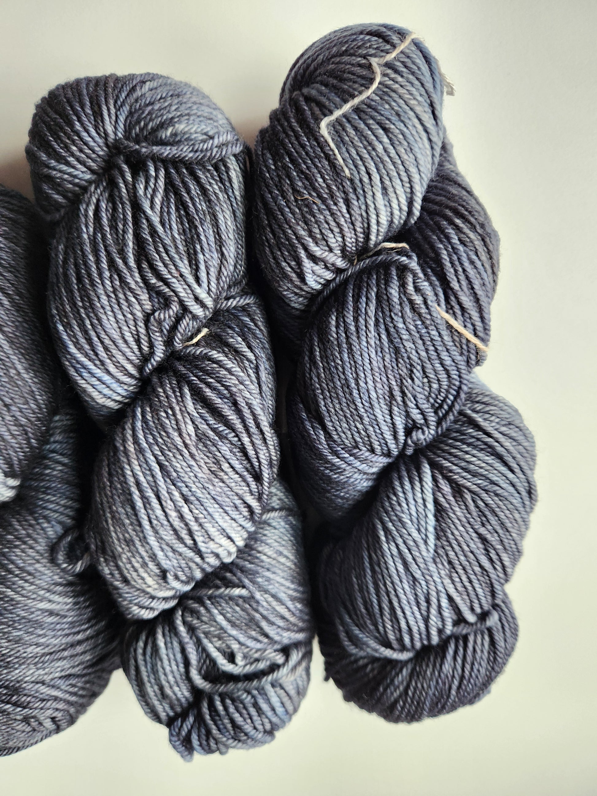 Malabrigo | Rios | Cirrus Gray | North Road Knits | Hand Dyed | Merino Wool | Worsted |  Worsted Yarn | 100% Superwash Merino