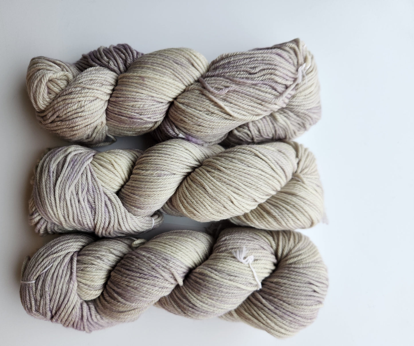 Malabrigo | Rios | Fog | North Road Knits | Hand Dyed | Merino Wool | Worsted |  Worsted Yarn | 100% Superwash Merino