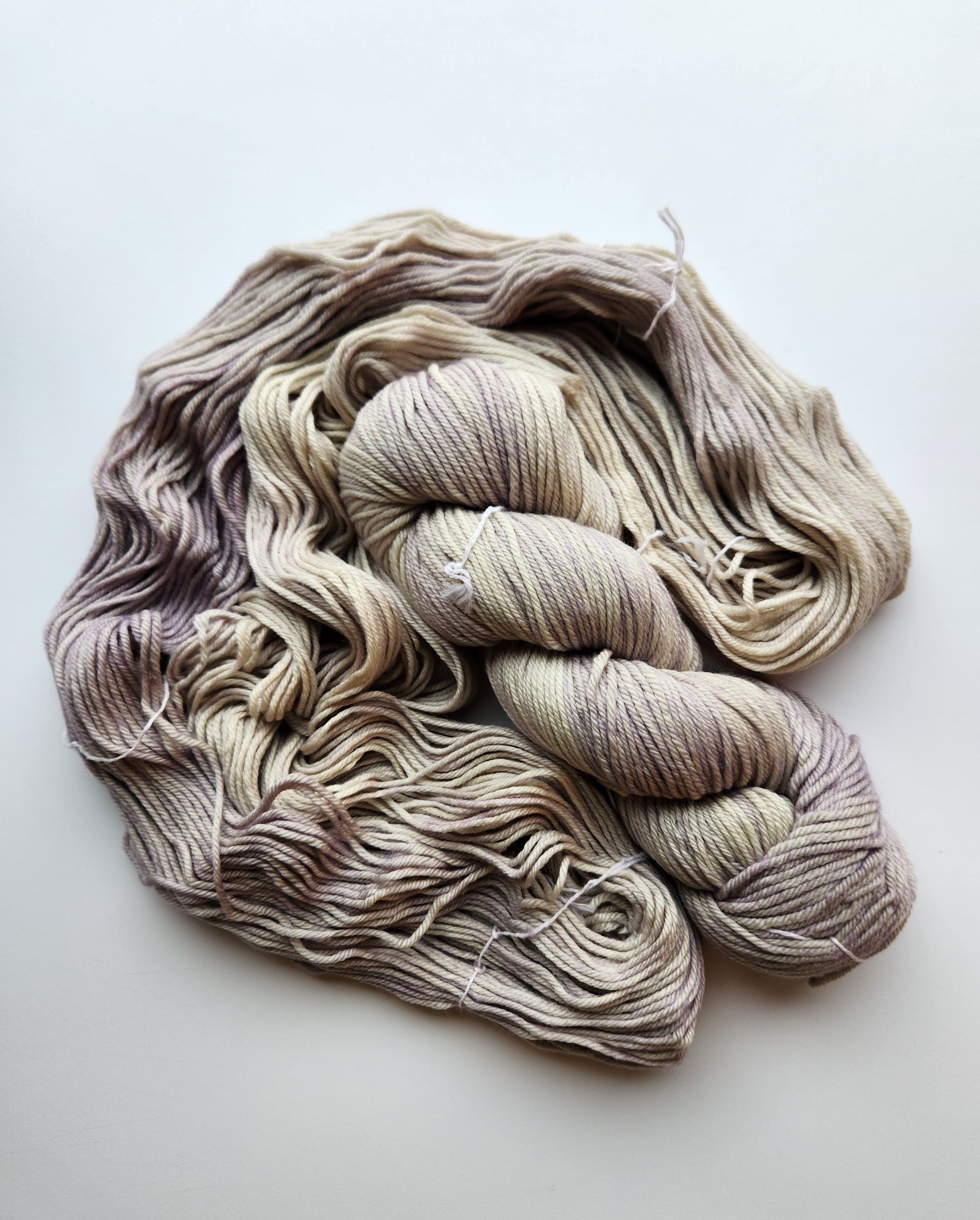 Malabrigo | Rios | Fog | North Road Knits | Hand Dyed | Merino Wool | Worsted |  Worsted Yarn | 100% Superwash Merino