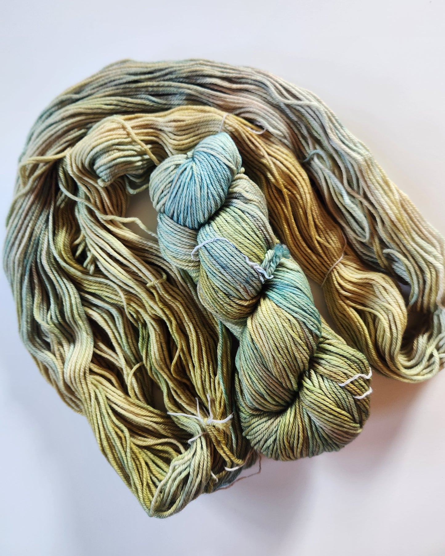Malabrigo | Rios | Gardenia | North Road Knits | Hand Dyed | Merino Wool | Worsted |  Worsted Yarn | 100% Superwash Merino