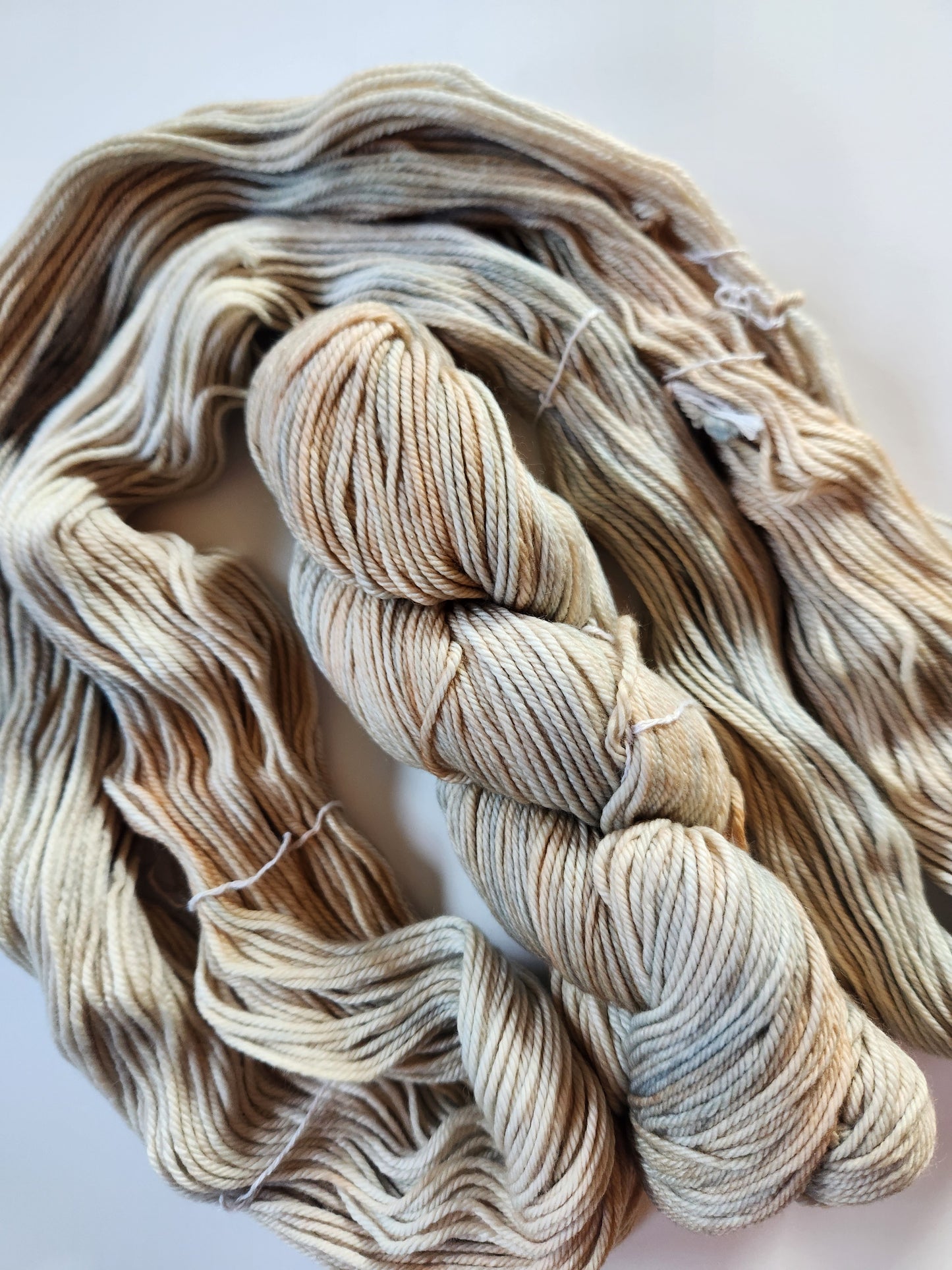 Malabrigo | Rios | Magnolia | North Road Knits | Hand Dyed | Merino Wool | Worsted |  Worsted Yarn | 100% Superwash Merino