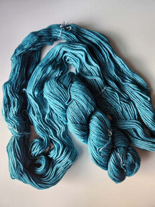 Malabrigo | Rios | Reflecting Pool | North Road Knits | Hand Dyed | Merino Wool | Worsted |  Worsted Yarn | 100% Superwash Merino